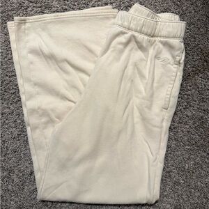 Women’s Hollister Ultra High-Rise Wide Leg Sweatpants